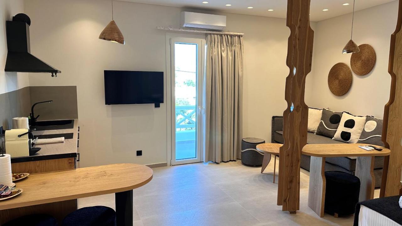 Aristotle Suites Адамас Екстер'єр фото